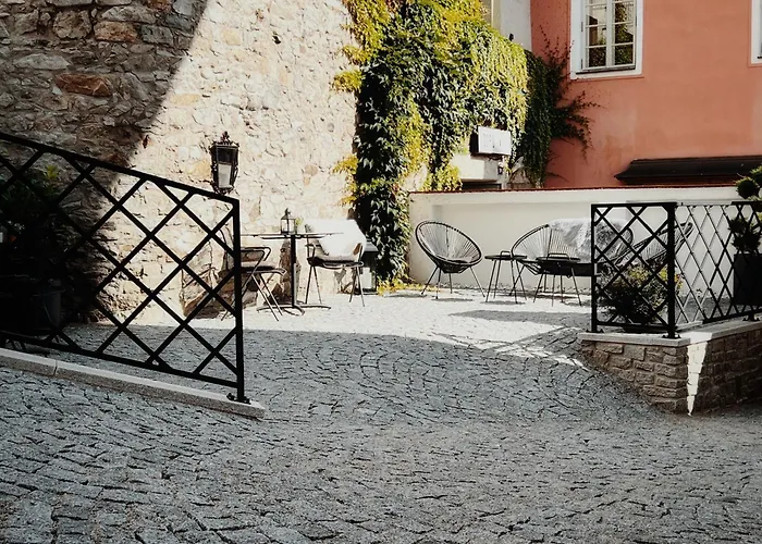 Mono (adults Only) 3*